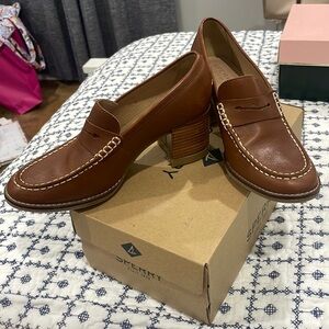 Sperry heeled loafers